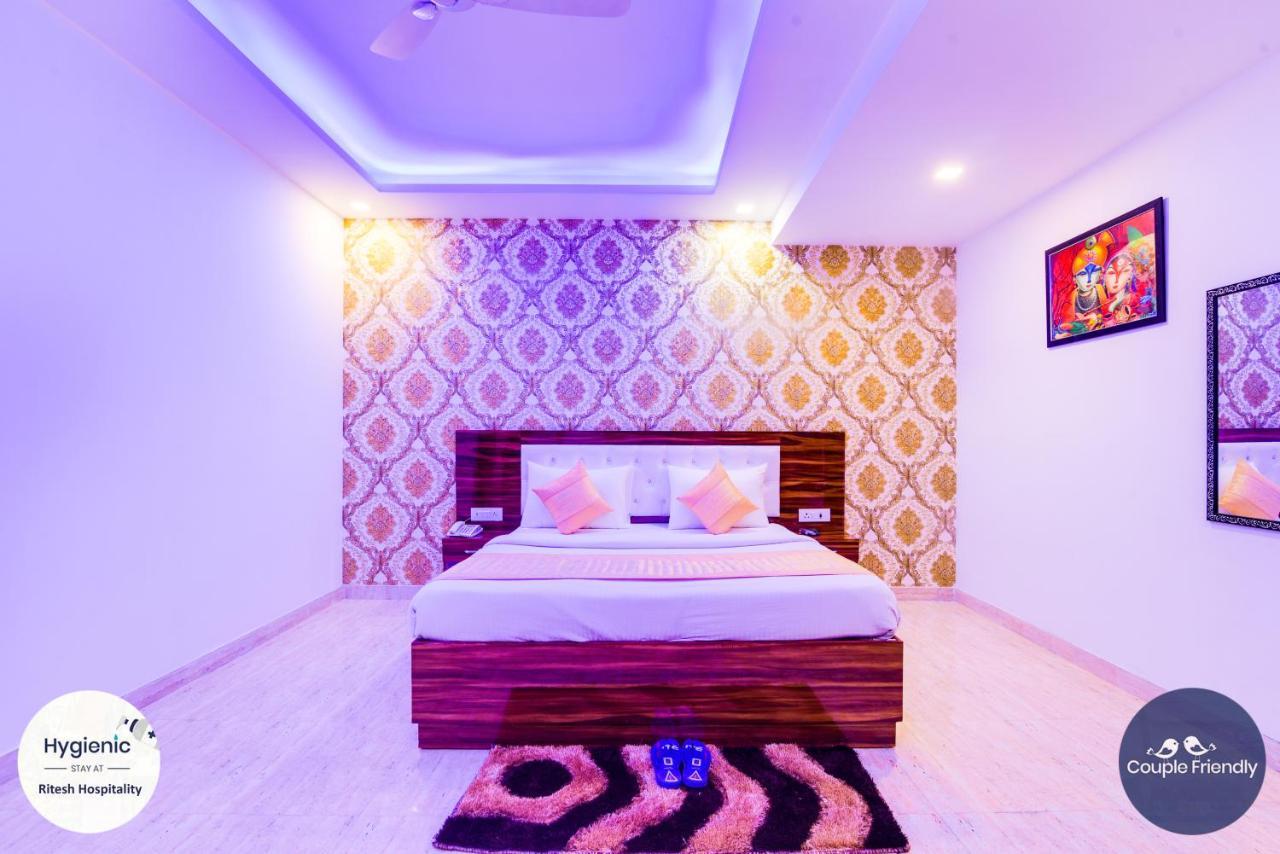 Hotel Fabulous - Delhi International Airport ニューデリー エクステリア 写真