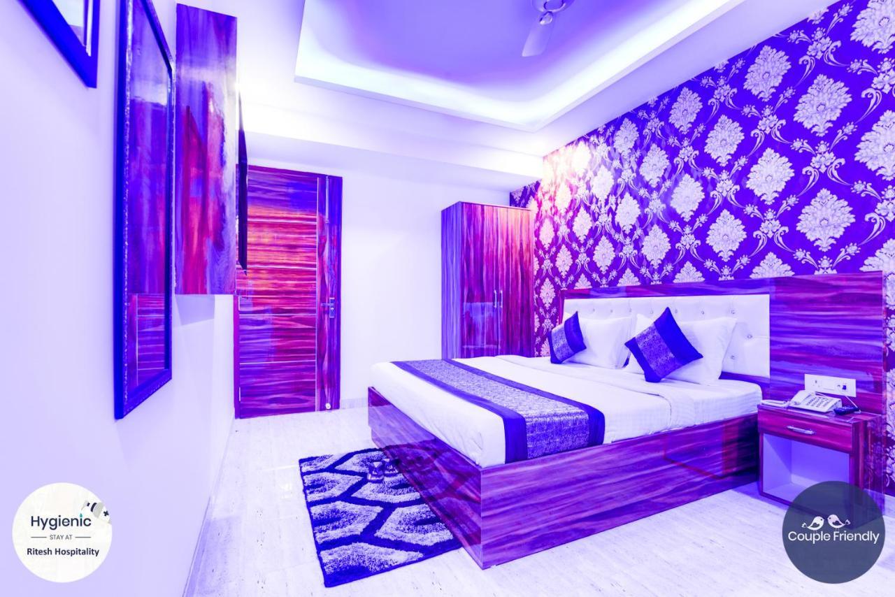 Hotel Fabulous - Delhi International Airport ニューデリー エクステリア 写真