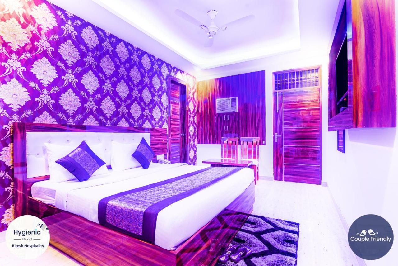 Hotel Fabulous - Delhi International Airport ニューデリー エクステリア 写真