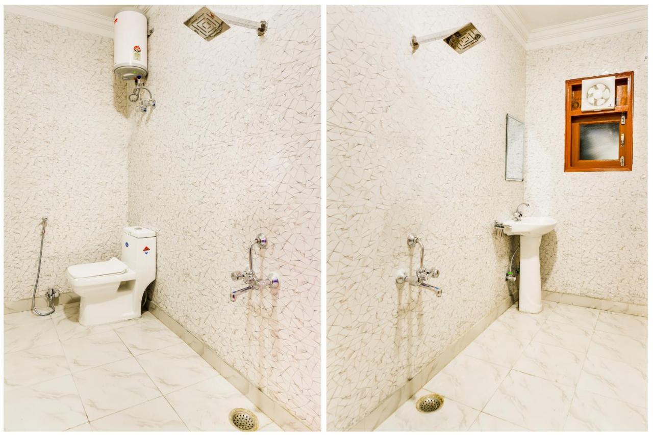 Hotel Fabulous - Delhi International Airport ニューデリー エクステリア 写真